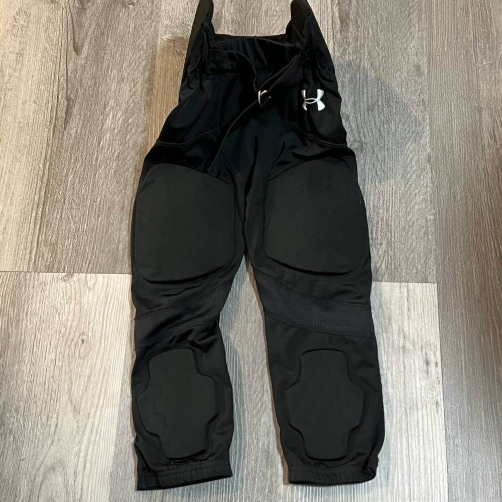 Under Armour Black Tactical Bottoms with Reinforced Knees
